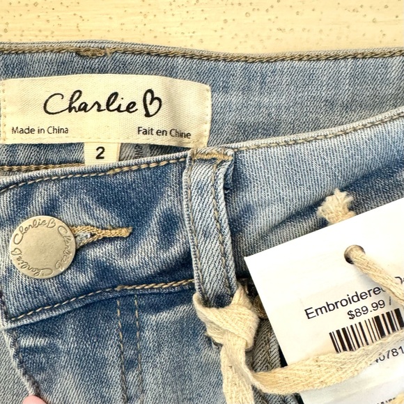 Charlie B Embroidered Jeans - Picture 9 of 10